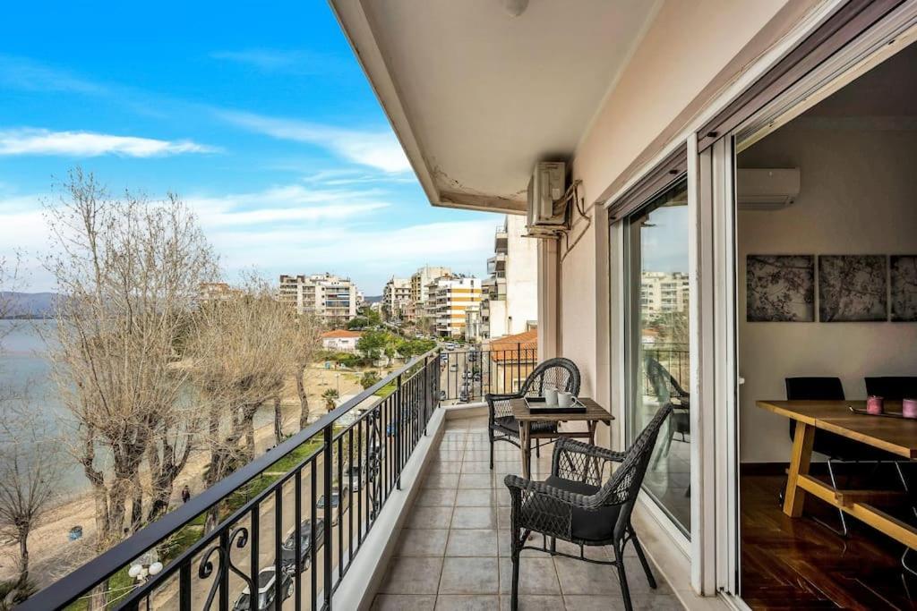 Bright Central Apartment With Splendid Sea View! Chalkís Esterno foto
