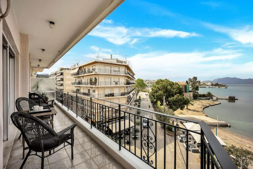 Bright Central Apartment With Splendid Sea View! Chalkís Esterno foto