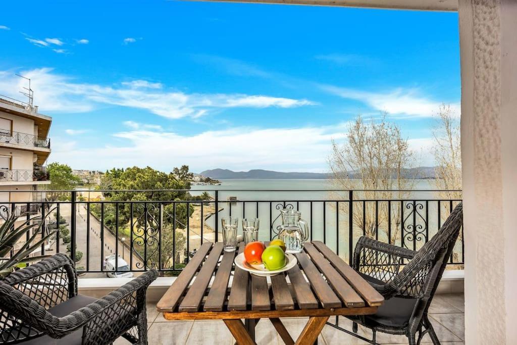 Bright Central Apartment With Splendid Sea View! Chalkís Esterno foto