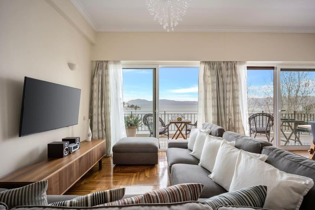 Bright Central Apartment With Splendid Sea View! Chalkís Esterno foto